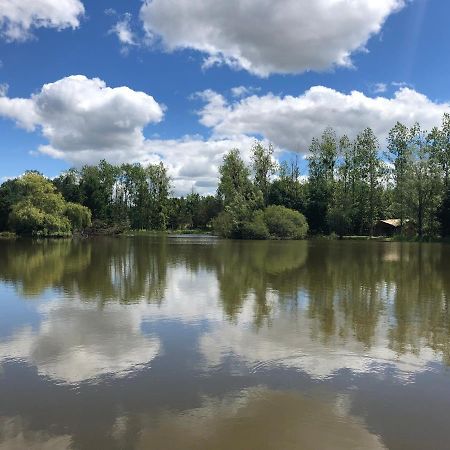 Tente Lodge Jacuzzi Privatif En Pleine Nature Thiel-sur-Acolin Esterno foto